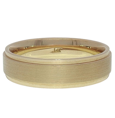 Men's Yellow Gold Wedding Band